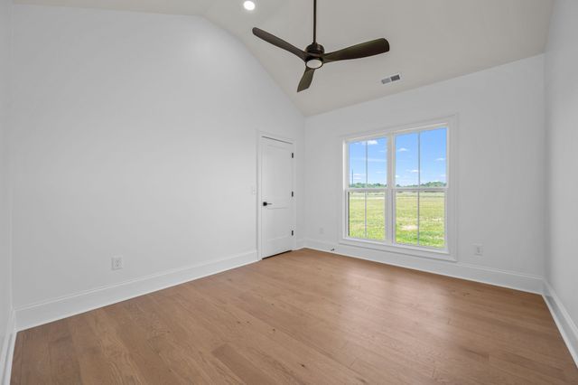 7838 Woodfin Rd, Christiana, TN 37037