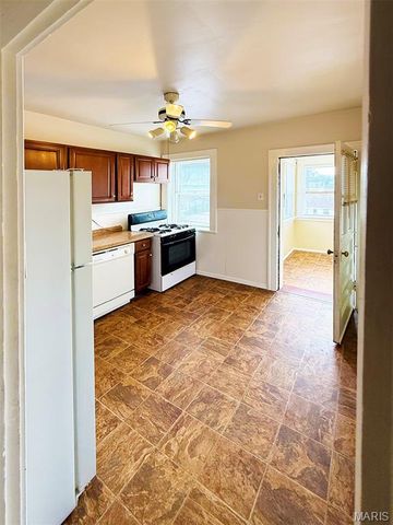 6328 Arsenal Street, St Louis, MO 63139