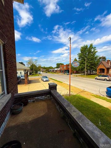 6328 Arsenal Street, St Louis, MO 63139