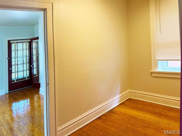 6328 Arsenal Street, St Louis, MO 63139