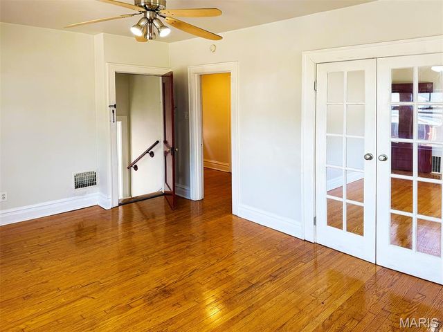 6328 Arsenal Street, St Louis, MO 63139