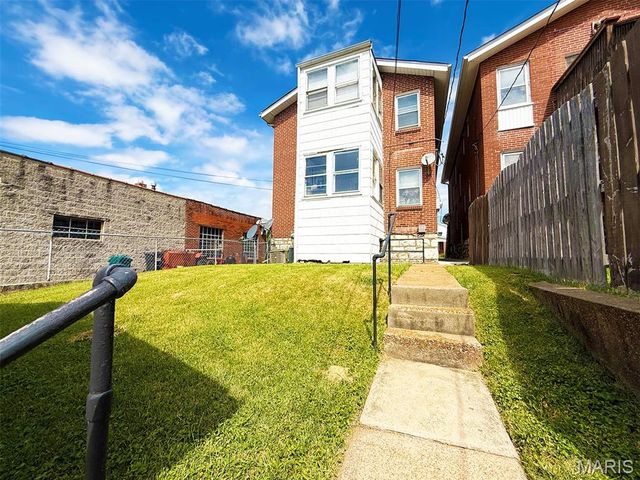 6328 Arsenal Street, St Louis, MO 63139
