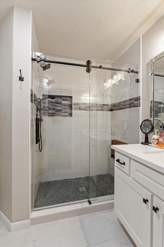 16314 Avenplace Road, Tomball, TX 77377