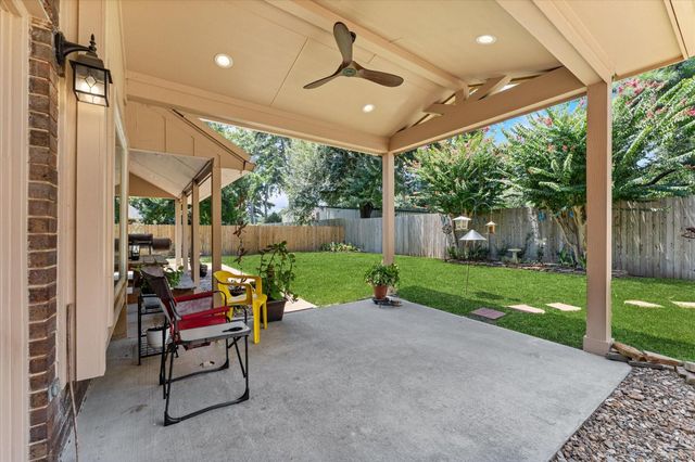 16314 Avenplace Road, Tomball, TX 77377