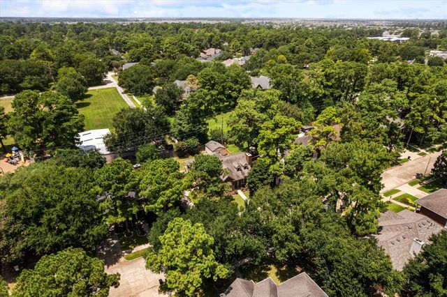 16314 Avenplace Road, Tomball, TX 77377