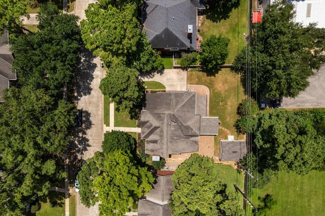 16314 Avenplace Road, Tomball, TX 77377