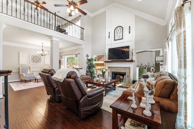 16314 Avenplace Road, Tomball, TX 77377