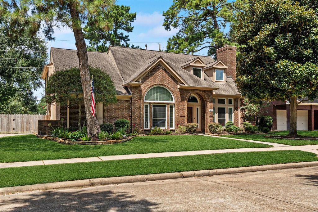 16314 Avenplace Road, Tomball, TX 77377