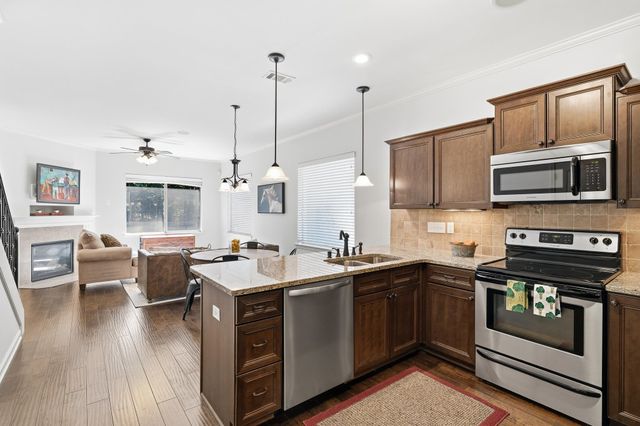 6007 GARRETT VALLEY LN, Arlington, TN 38002