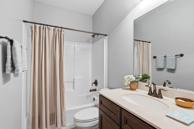 6007 GARRETT VALLEY LN, Arlington, TN 38002