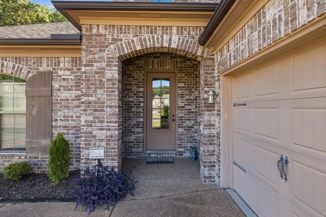 6007 GARRETT VALLEY LN, Arlington, TN 38002