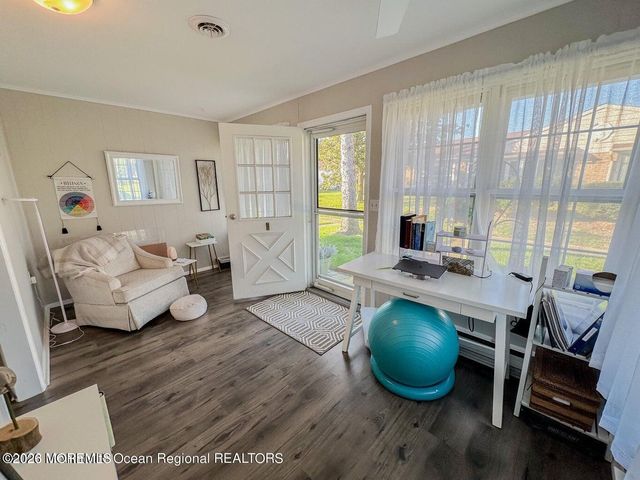 27 Cambridge Circle C, Manchester, NJ 08759