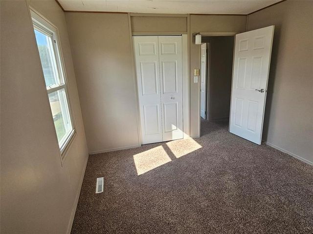 825 Fairview Drive, Marion, IA 52302