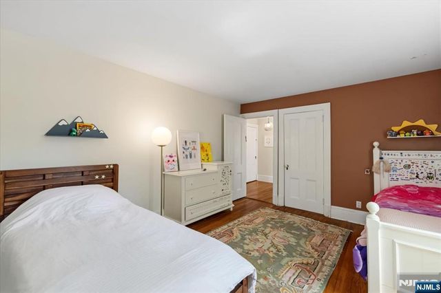 80 Glenwood Road, Englewood, NJ 07631