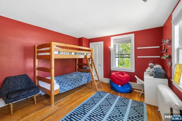 80 Glenwood Road, Englewood, NJ 07631