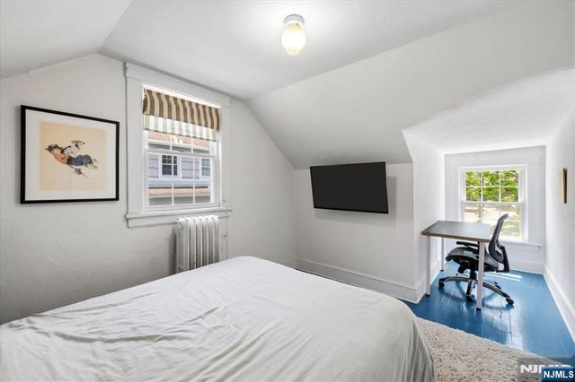 80 Glenwood Road, Englewood, NJ 07631