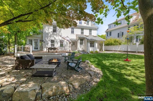 80 Glenwood Road, Englewood, NJ 07631