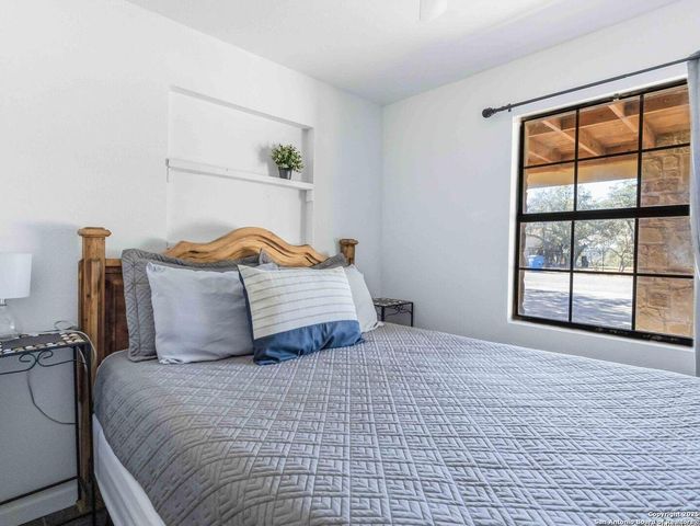 2481 Lakeshore, Canyon Lake, TX 78133