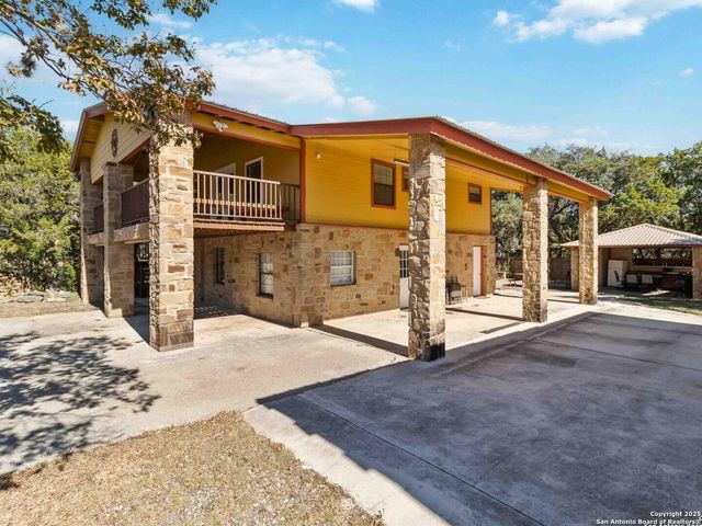 2481 Lakeshore, Canyon Lake, TX 78133