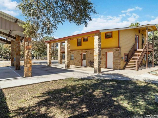 2481 Lakeshore, Canyon Lake, TX 78133