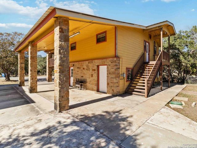 2481 Lakeshore, Canyon Lake, TX 78133