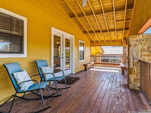 2481 Lakeshore, Canyon Lake, TX 78133