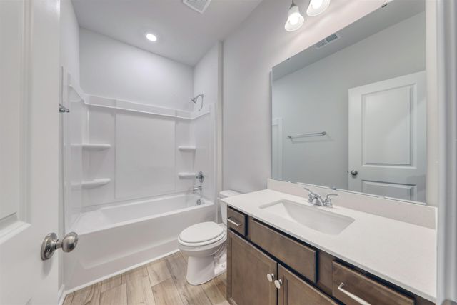 3431 Logan St., Conway, SC 29526