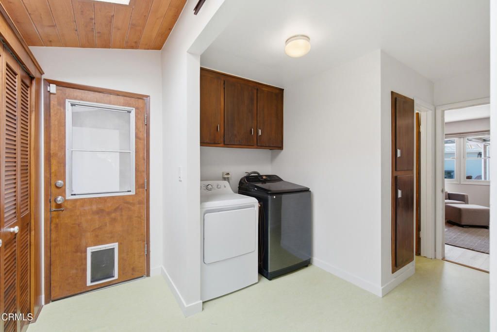 Image 16 of property listing at 4913 Terry Drive, Ventura, CA 93003