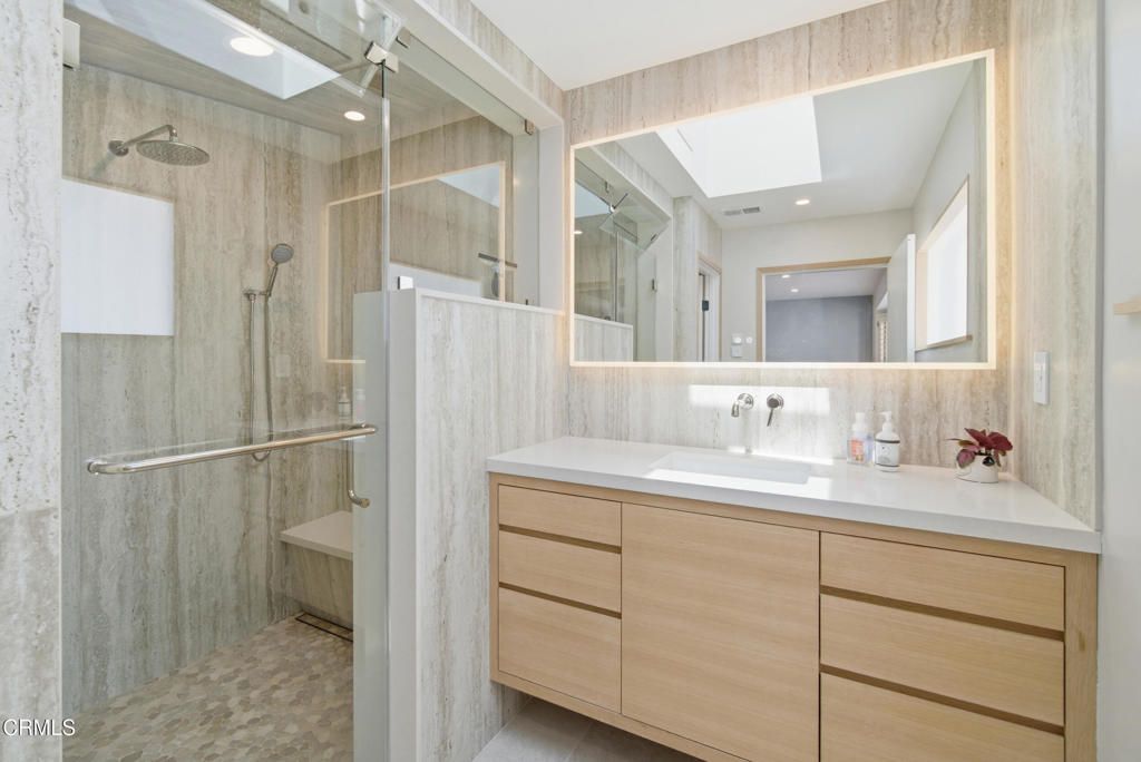 Image 30 of property listing at 4913 Terry Drive, Ventura, CA 93003