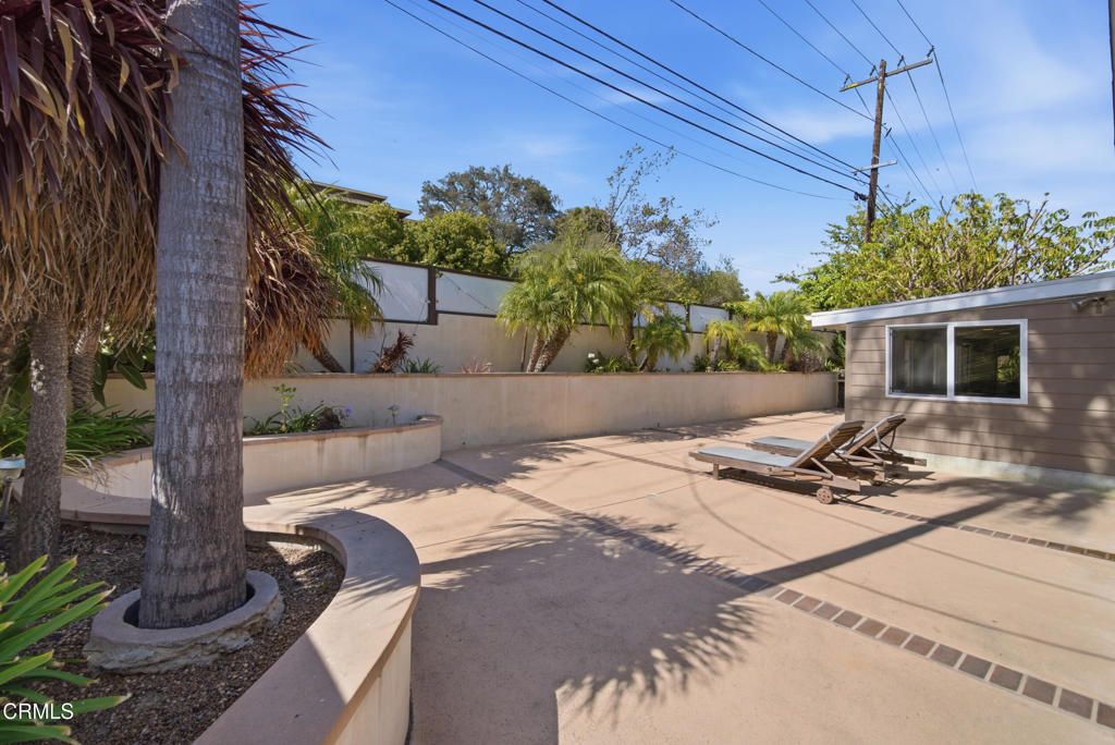 Image 36 of property listing at 4913 Terry Drive, Ventura, CA 93003
