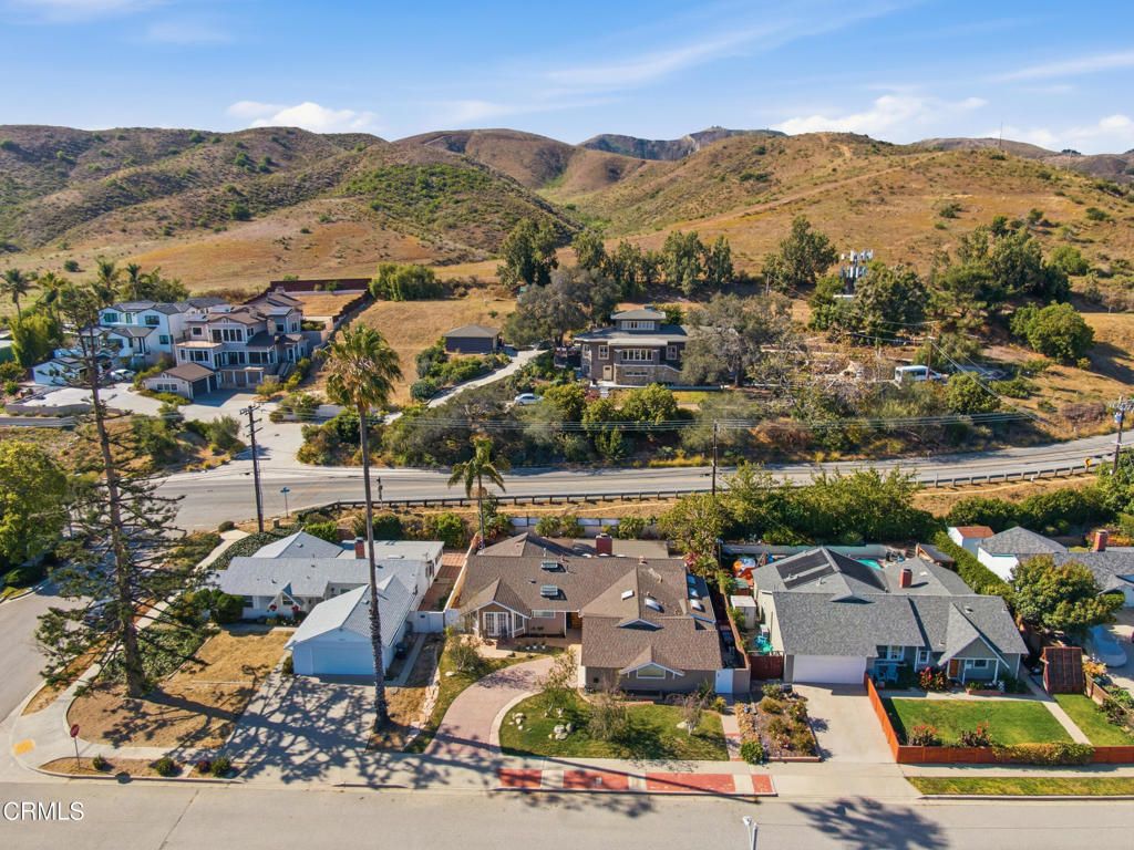 Image 40 of property listing at 4913 Terry Drive, Ventura, CA 93003