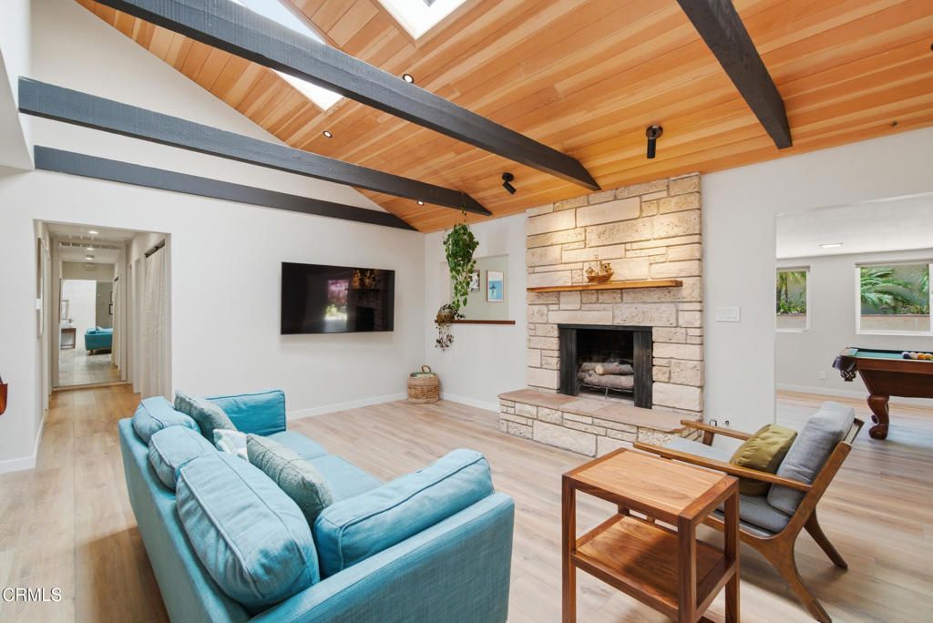 Image 9 of property listing at 4913 Terry Drive, Ventura, CA 93003