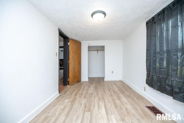 307 5TH Street, South Pekin, IL 61564