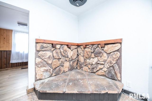 307 5TH Street, South Pekin, IL 61564