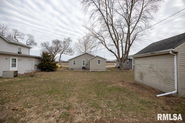 307 5TH Street, South Pekin, IL 61564