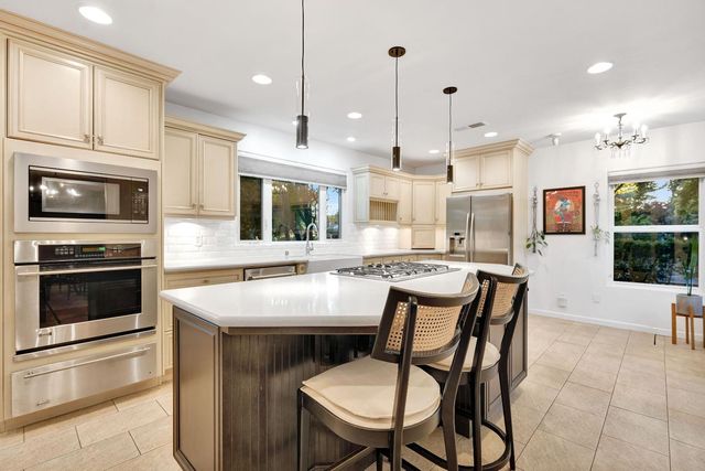 4064 N Wishon Avenue, Fresno, CA 93704