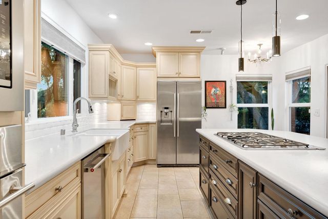 4064 N Wishon Avenue, Fresno, CA 93704