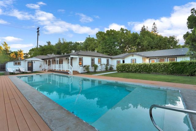 4064 N Wishon Avenue, Fresno, CA 93704