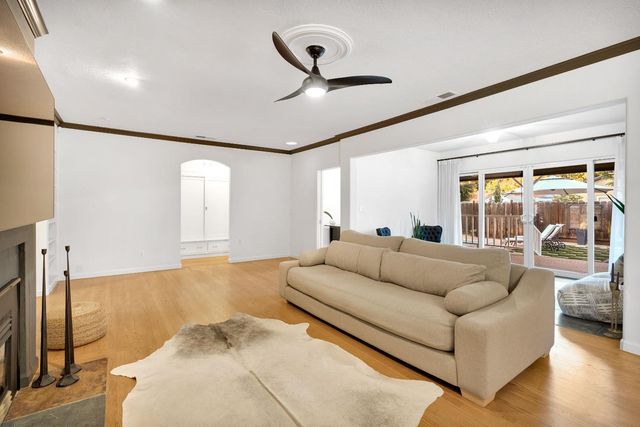 4064 N Wishon Avenue, Fresno, CA 93704