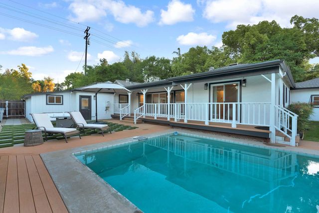 4064 N Wishon Avenue, Fresno, CA 93704