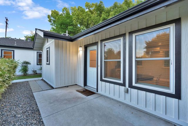 4064 N Wishon Avenue, Fresno, CA 93704