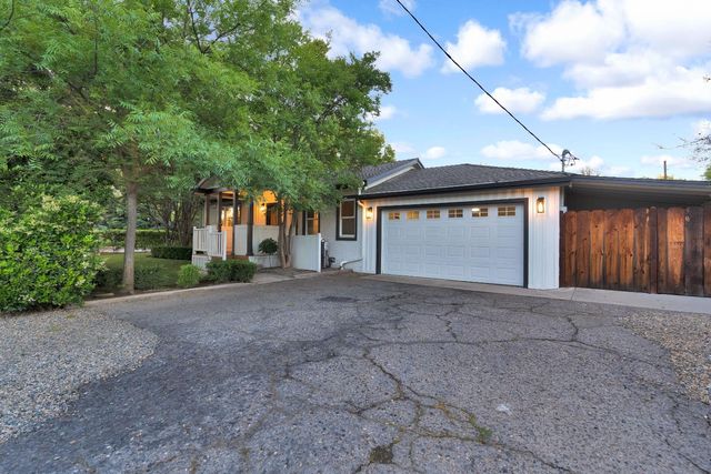 4064 N Wishon Avenue, Fresno, CA 93704