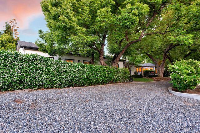 4064 N Wishon Avenue, Fresno, CA 93704