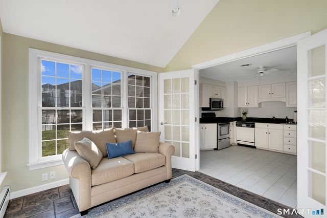 82 Westfield Terrace, Middletown, CT 06457