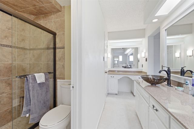 309 Willow Ridge Road, Fort Worth, TX 76103