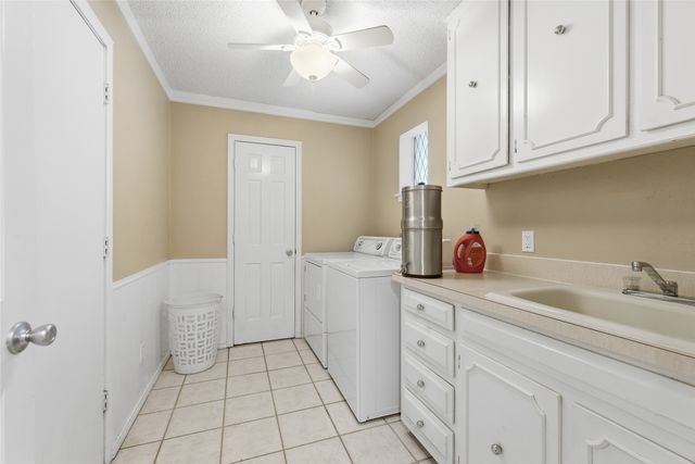 309 Willow Ridge Road, Fort Worth, TX 76103