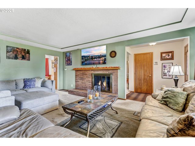 919 Ne 152ND Ave, Portland, OR 97230