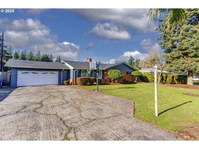919 Ne 152ND Ave, Portland, OR 97230