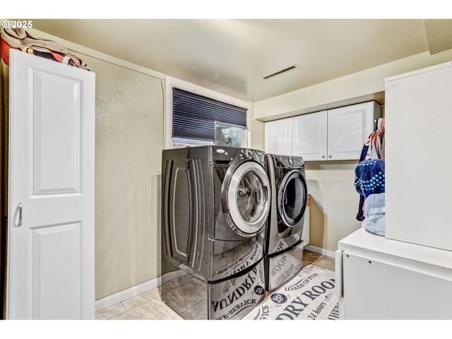 919 Ne 152ND Ave, Portland, OR 97230