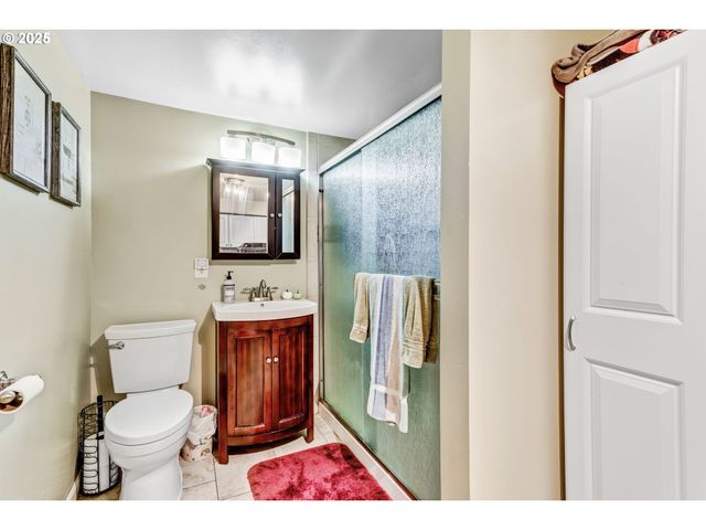 919 Ne 152ND Ave, Portland, OR 97230